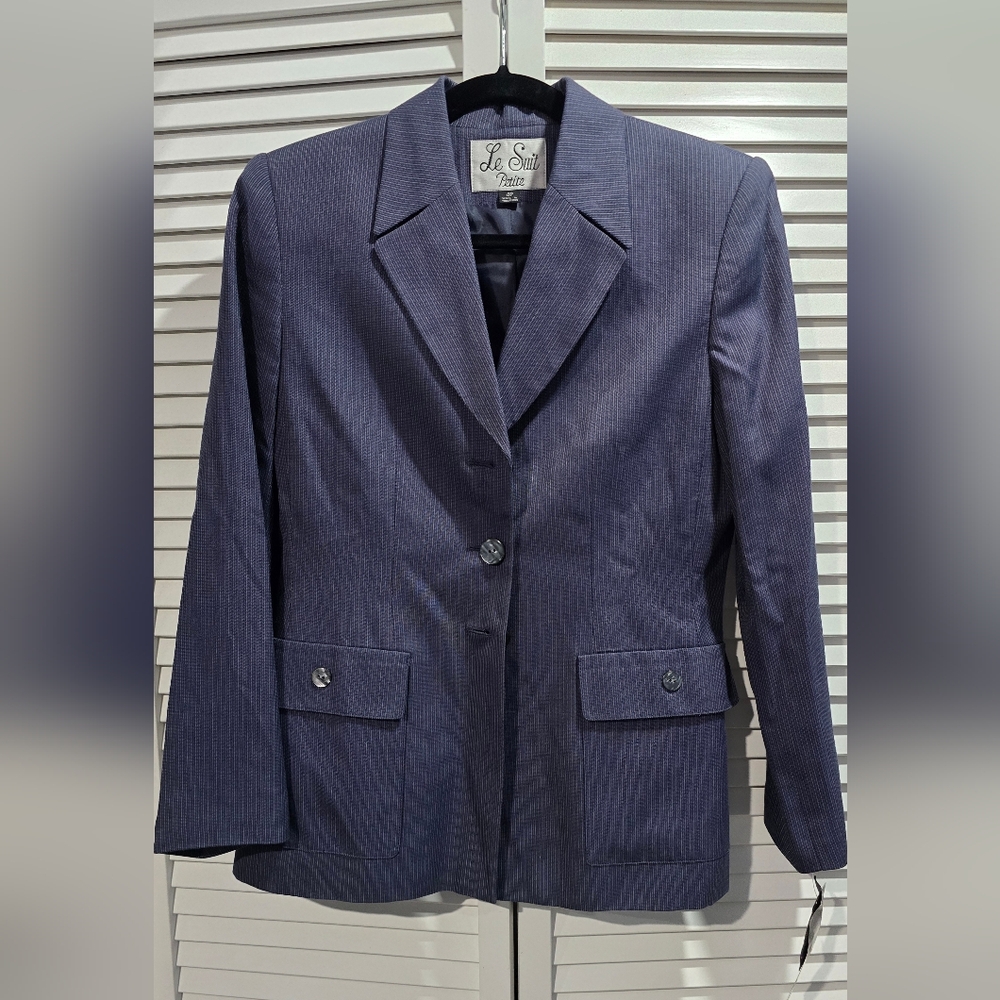 NWT Le Suit Blue Pinstripe Suit Set Structured Blazer & Pants Size 4P